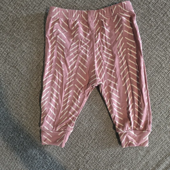 Kyte Baby Dusty Rose Herringbone Pants - NB - Picture 2 of 5